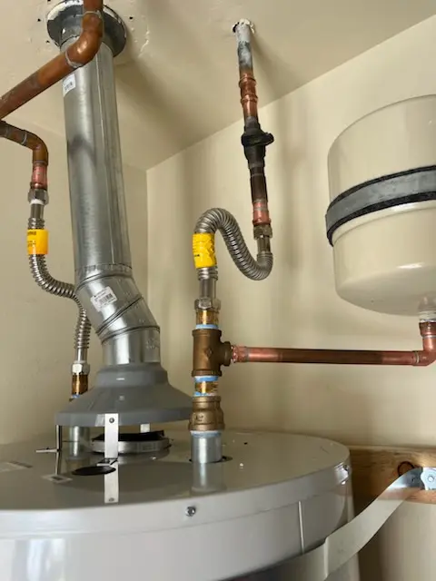 Water heater installation and plumbing repair in Shawnee